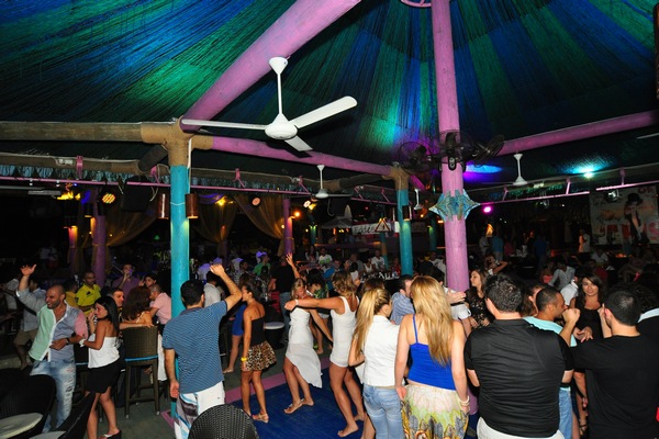 Saturday Night Fever At Edde Sands